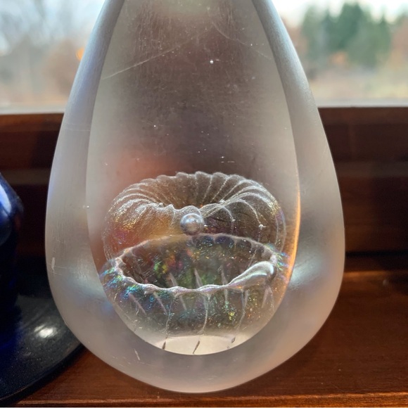 Frosted Art Glass Paperweight Cut Window Iridescent Fountain Eickholt Style - Picture 7 of 11